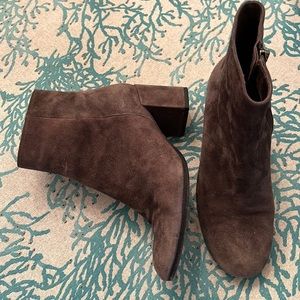 Vince ankle boots. Taupe brown. Size 6US/36EUR.